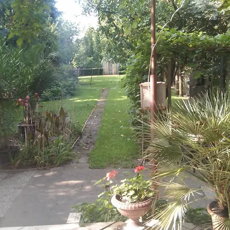Casa vacanze Subasa Garden Szeged